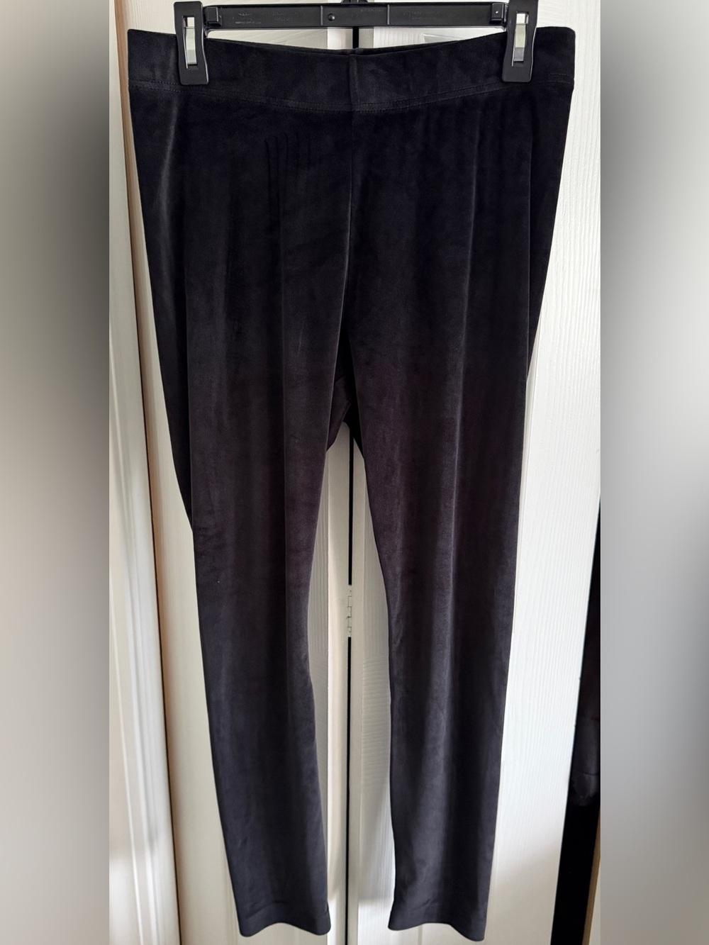 Old Navy Black Velvet-Look Leggings